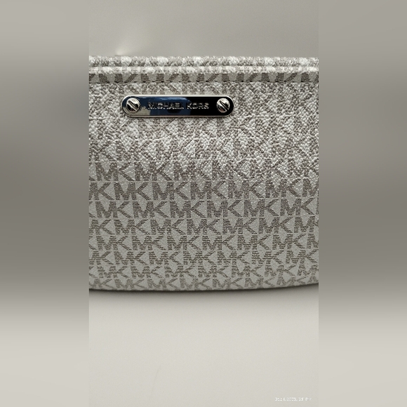 MK Silver&White Belt Bag L/XL BNWT - Picture 7 of 7